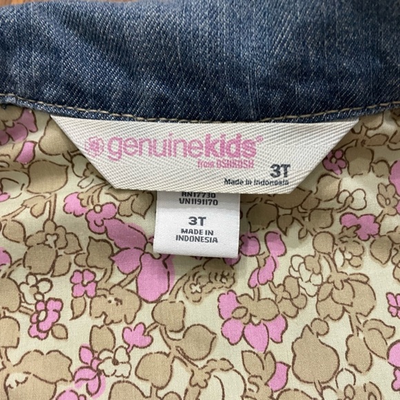 🌸Cute Oshkosh Jean Jacket 3T🌸 - Picture 4 of 5